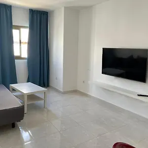apartamentos-puerto-del-rosario.in-canary-islands.com/